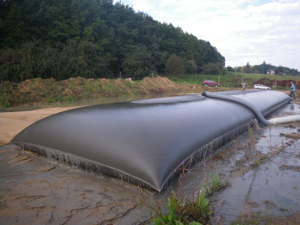 Woven bags for sludge dewatering.jpg