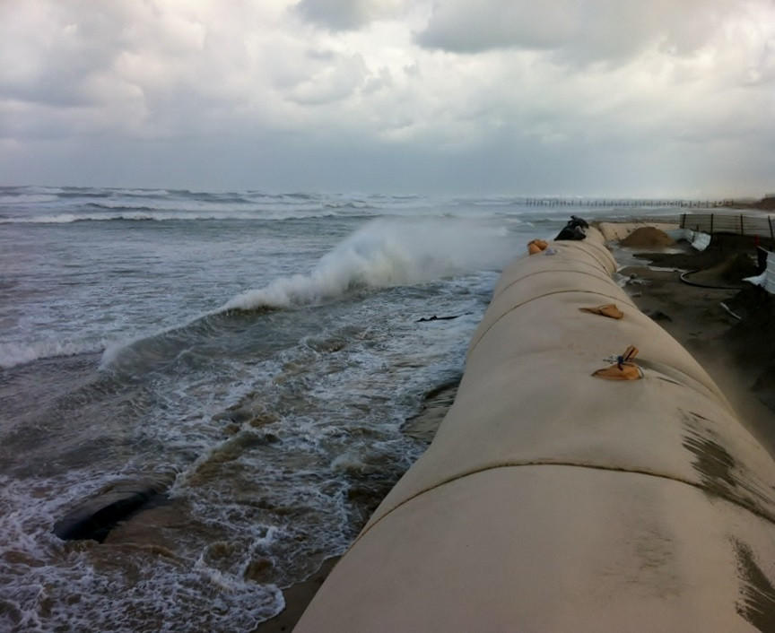 Dewatering Bag For Coastal Protection